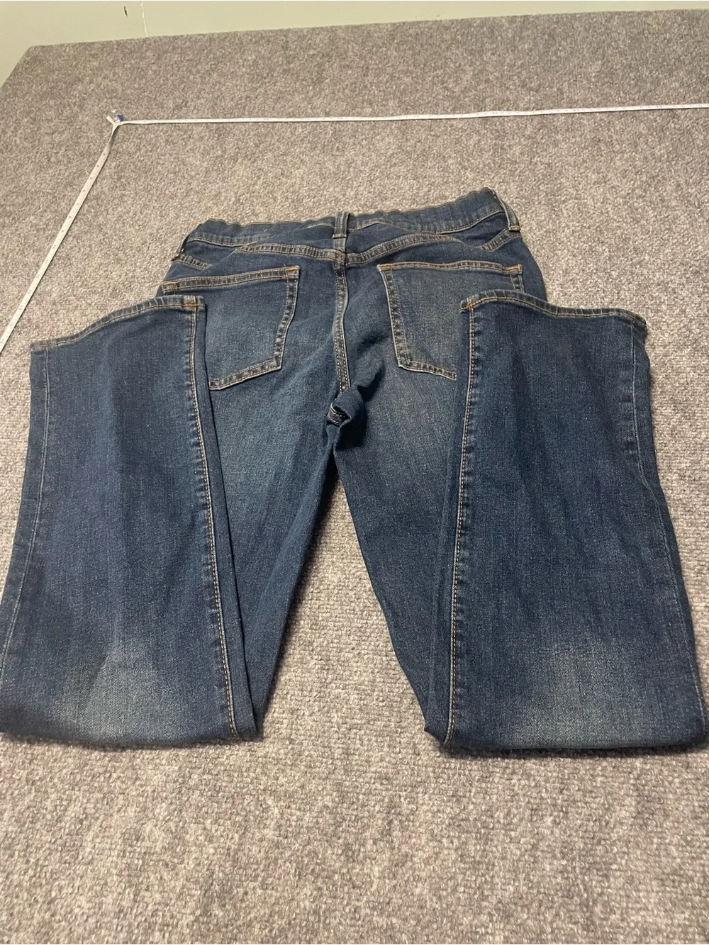 Old Navy Straight Built-In Flex Jeans in Dark Blue with Tan Stitching